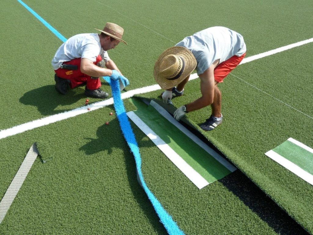 Maintaining Your Synthetic Grass Court